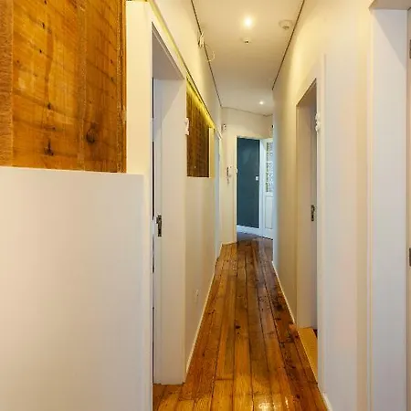 Bcharming House