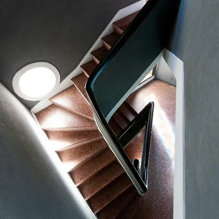 Bcharming House 3* Porto